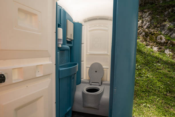 Best Portable toilet rental cost  in Medina, NY